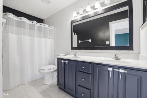 11224 Echo Ridge Lane Indianapolis IN 46236