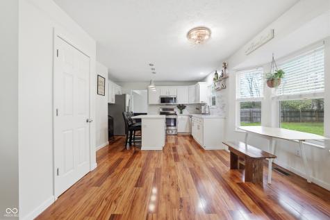 11224 Echo Ridge Lane Indianapolis IN 46236