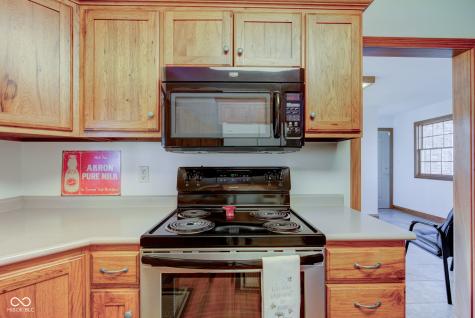 9377 N 500 W Mccordsville IN 46055