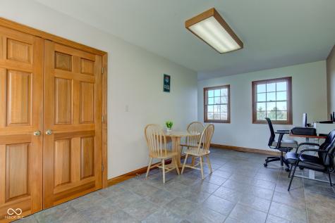 9377 N 500 W Mccordsville IN 46055