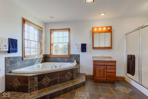 9377 N 500 W Mccordsville IN 46055