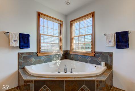 9377 N 500 W Mccordsville IN 46055