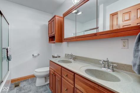 9377 N 500 W Mccordsville IN 46055