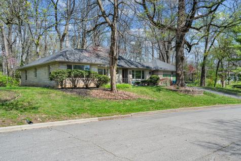 142 Bow Lane Indianapolis IN 46220