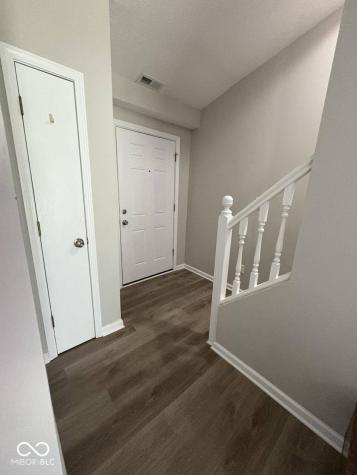 144 Meadow Glen Drive Avon IN 46123