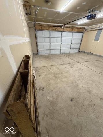 144 Meadow Glen Drive Avon IN 46123