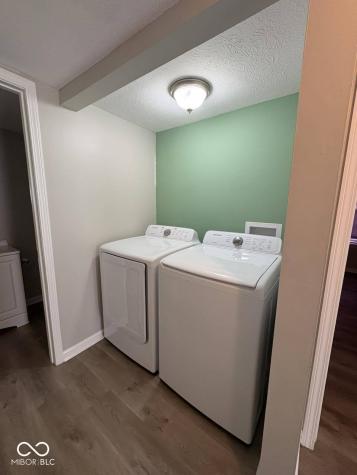 144 Meadow Glen Drive Avon IN 46123