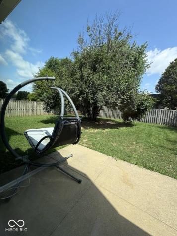 144 Meadow Glen Drive Avon IN 46123