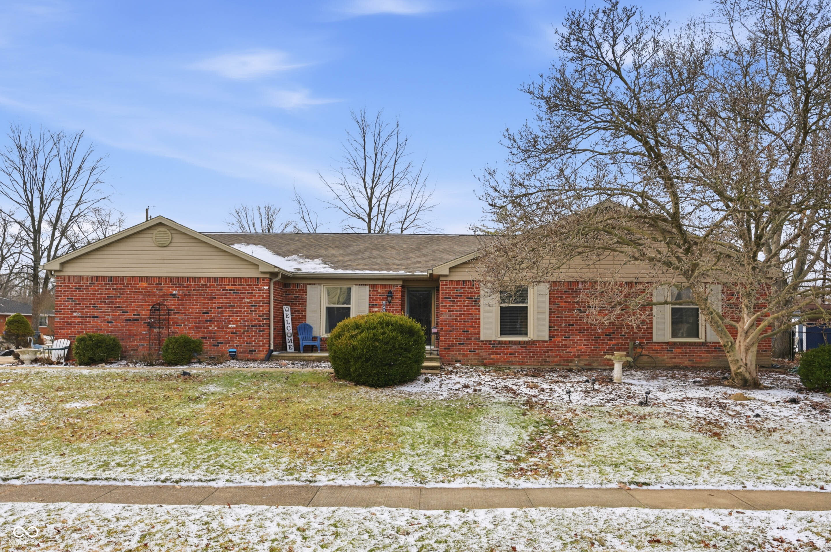 8041 Scarborough Boulevard S Drive Indianapolis IN 46256