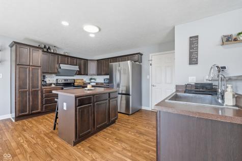 1009 Foxtail Drive Franklin IN 46131