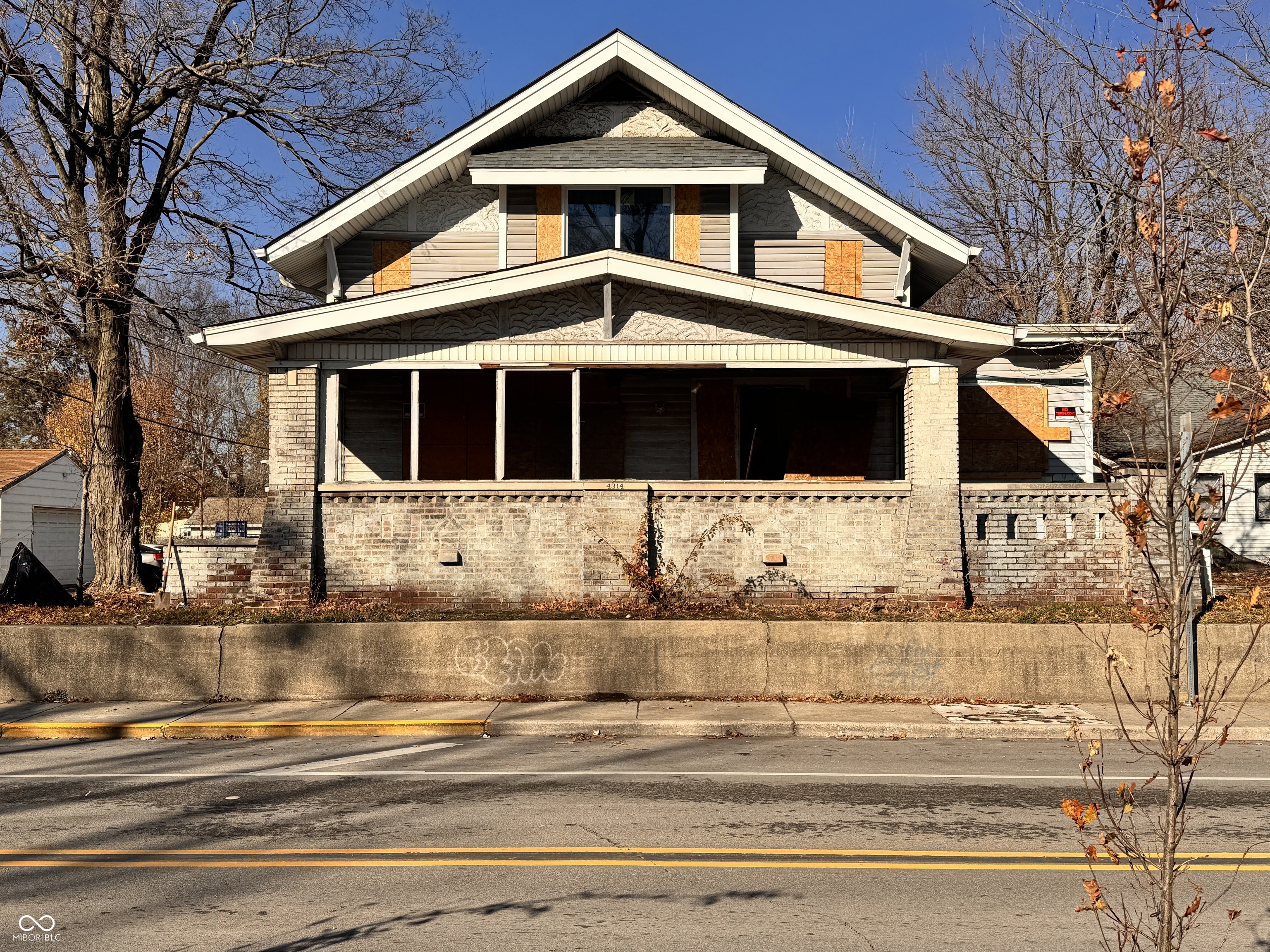 4314 E New York Street Indianapolis IN 46201