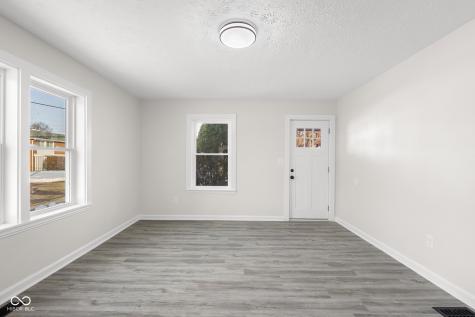 1640 Lawton Avenue Columbus IN 47201