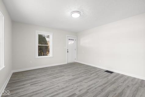 1640 Lawton Avenue Columbus IN 47201