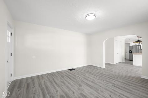 1640 Lawton Avenue Columbus IN 47201