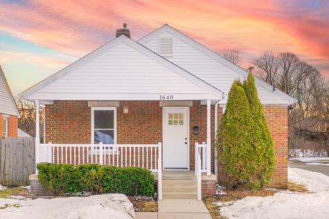 1640 Lawton Avenue Columbus IN 47201