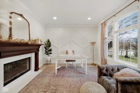 8999 Hearthstone Drive Zionsville IN 46077