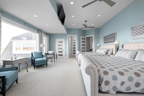 9825 Windy Hills Drive Zionsville IN 46077