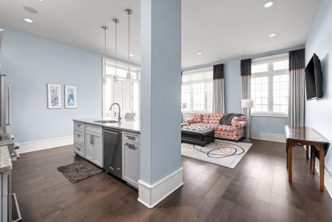 9825 Windy Hills Drive Zionsville IN 46077