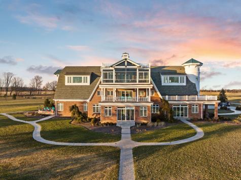 9825 Windy Hills Drive Zionsville IN 46077
