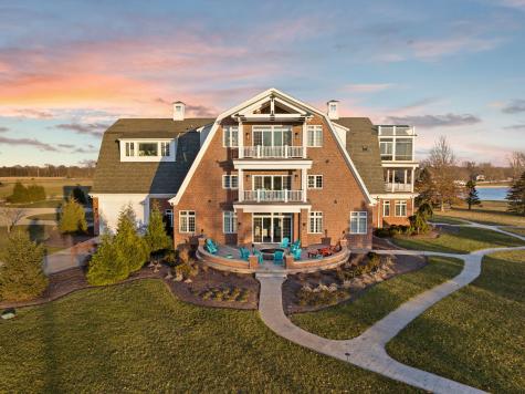 9825 Windy Hills Drive Zionsville IN 46077