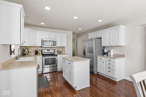 8117 Winterset Circle Indianapolis IN 46214