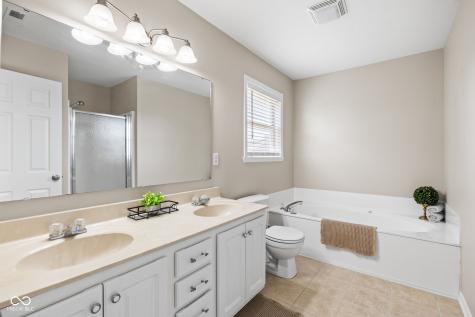 8117 Winterset Circle Indianapolis IN 46214