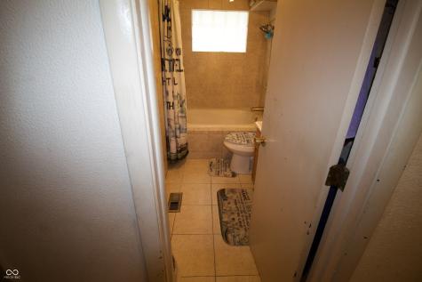 3251 Orchard Avenue Indianapolis IN 46218