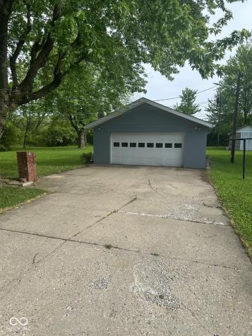 7103 E 45th Street Indianapolis IN 46226