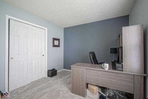 7724 Blackthorn Drive Indianapolis IN 46236