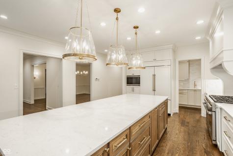 7406 Washington Boulevard Indianapolis IN 46240