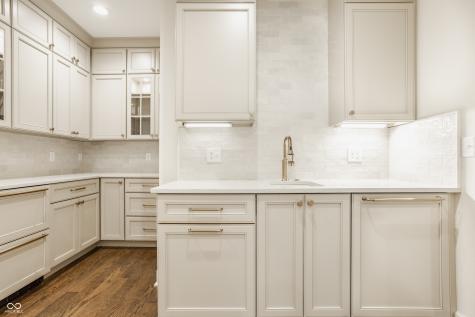 7406 Washington Boulevard Indianapolis IN 46240