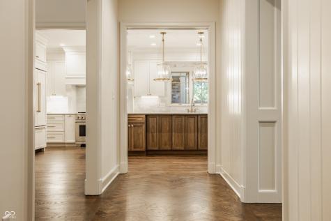 7406 Washington Boulevard Indianapolis IN 46240