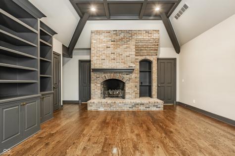 7406 Washington Boulevard Indianapolis IN 46240