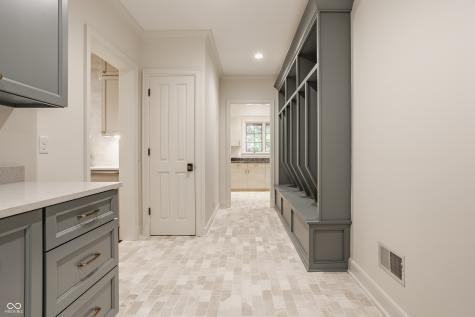 7406 Washington Boulevard Indianapolis IN 46240