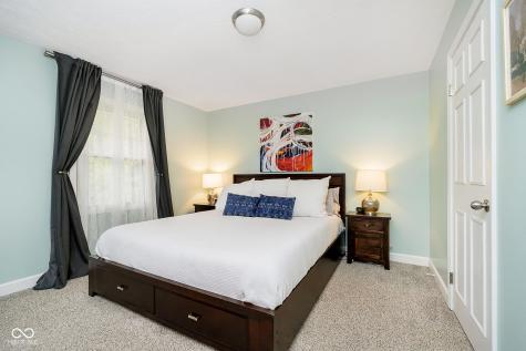 1624 Secretariat Lane Indianapolis IN 46217