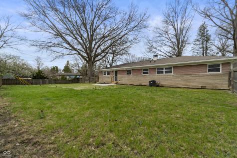 2715 NW Westleigh Drive NW Indianapolis IN 46268