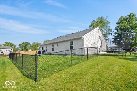 106 Kensington Court Pittsboro IN 46167