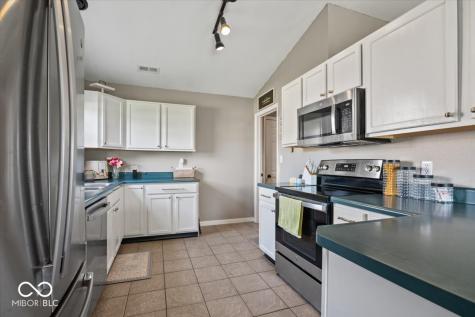 106 Kensington Court Pittsboro IN 46167