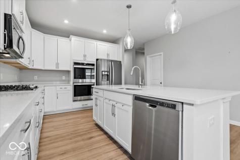9089 Stone Trace Boulevard Avon IN 46123