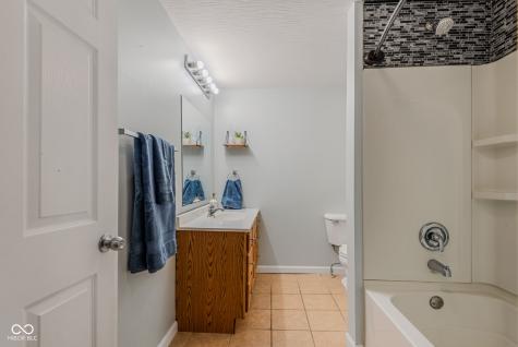 2589 N Talley Road Columbus IN 47203