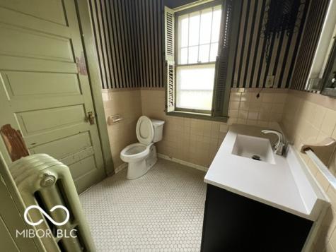 1201 Main Street Elwood IN 46036