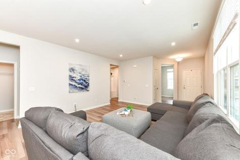 13497 Mosaic Street Fishers IN 46037