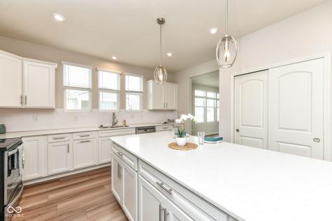 13497 Mosaic Street Fishers IN 46037