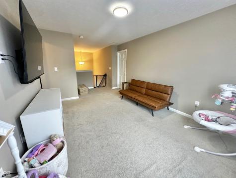 2094 Shadow Creek Boulevard Columbus IN 47201