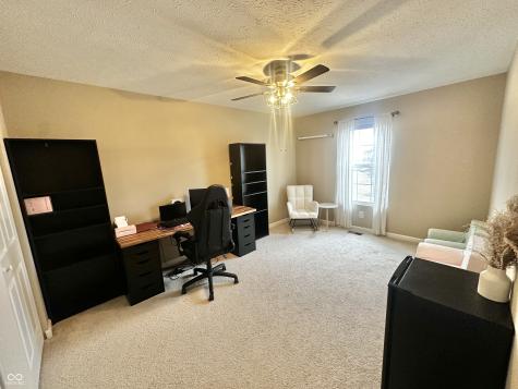 2094 Shadow Creek Boulevard Columbus IN 47201