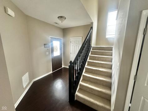 2094 Shadow Creek Boulevard Columbus IN 47201