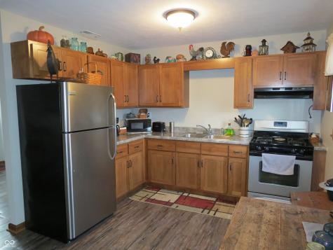 8272 S 250 W Trafalgar IN 46181