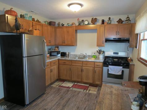 8272 S 250 W Trafalgar IN 46181