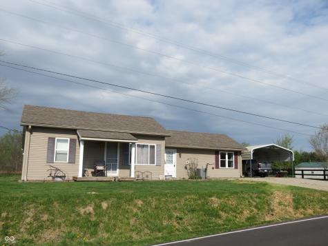 8272 S 250 W Trafalgar IN 46181