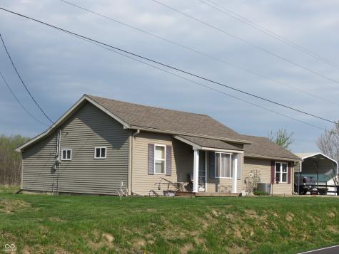 8272 S 250 W Trafalgar IN 46181